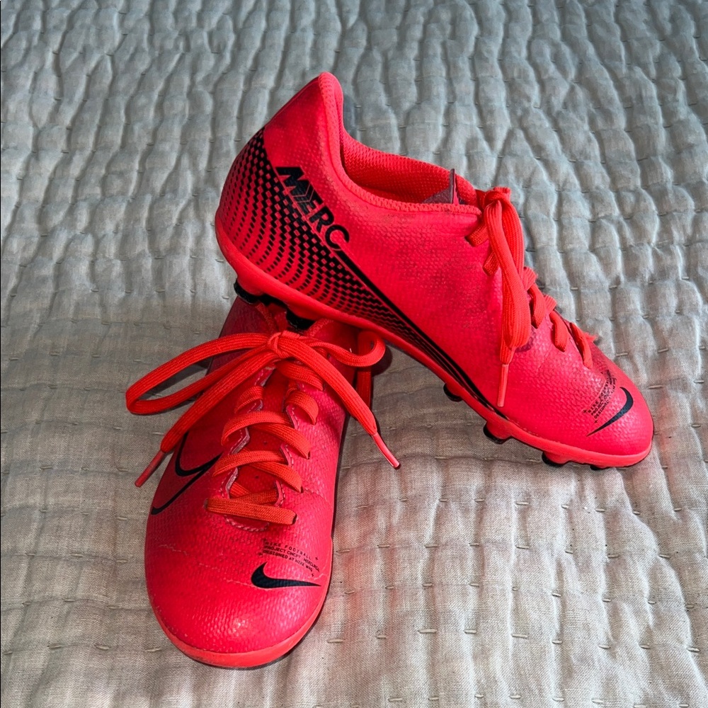 Nike Bright Red Mercurial Cleats | 1Y